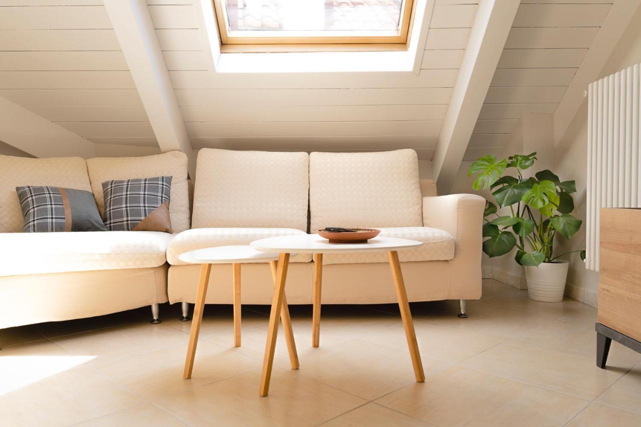 To-Housing3, Luce E Relax Al Centro Di Torino Apartment Bagian luar foto