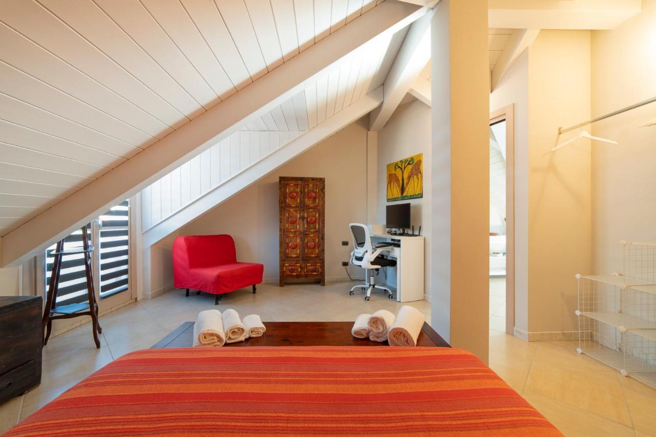 To-Housing3, Luce E Relax Al Centro Di Torino Apartment Bagian luar foto